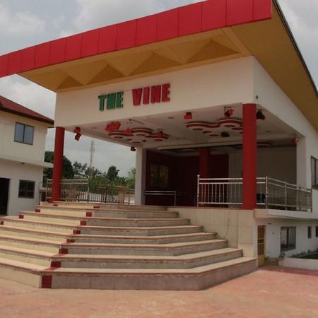 True Vine Hotel Kumasi Exteriör bild