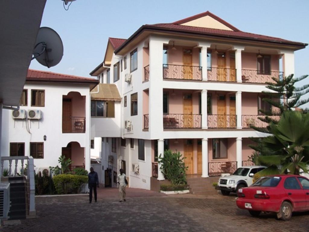 True Vine Hotel Kumasi Exteriör bild
